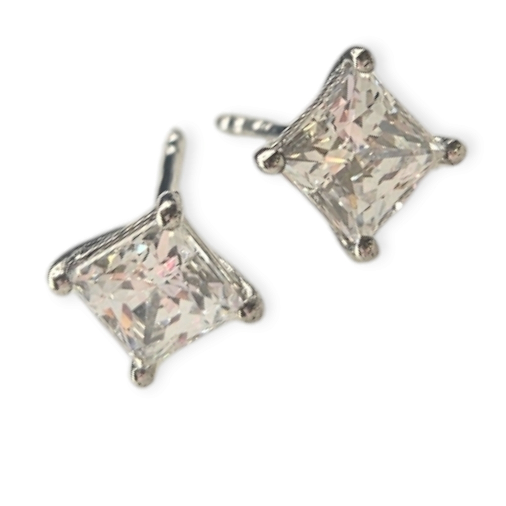 Swarovski Zirconia Solitaire Earrings